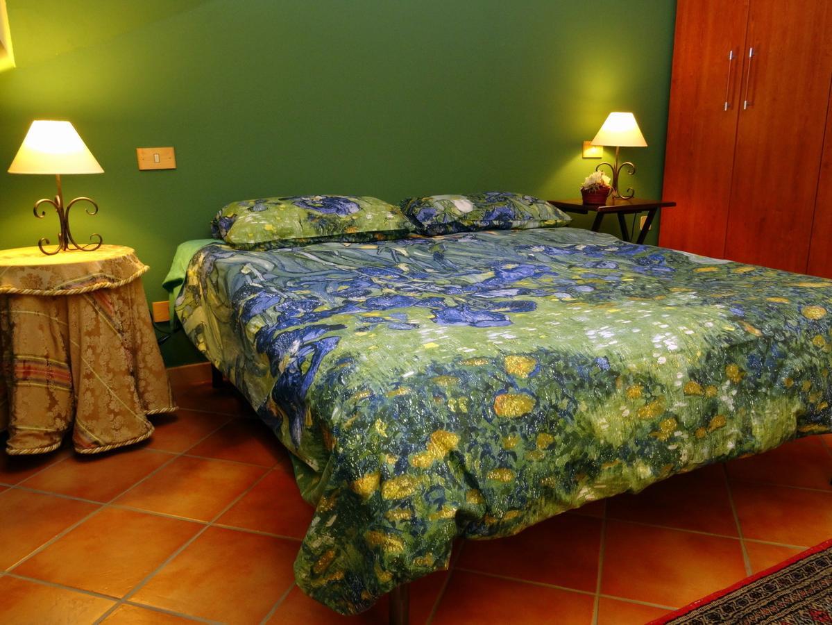 Bb Doliahouse Bed and Breakfast Dolianova Værelse billede